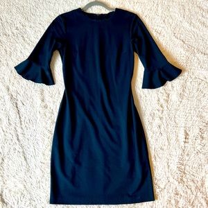 Banana Republic size 4 navy bell sleeve dress. In very good condition.